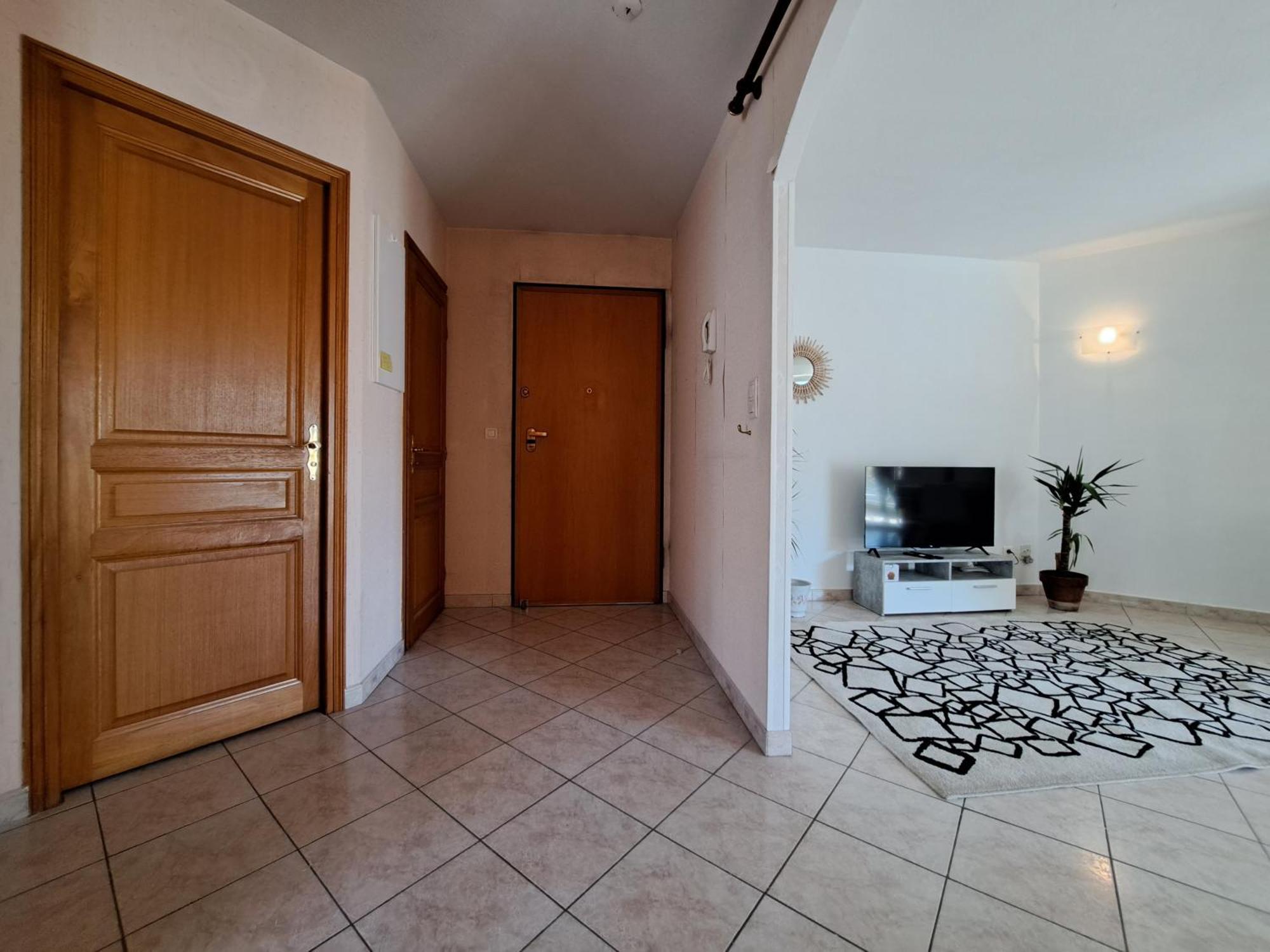 בסטיה Grand T2 Proche Centre Ville, Vue Mer Et Montagne מראה חיצוני תמונה