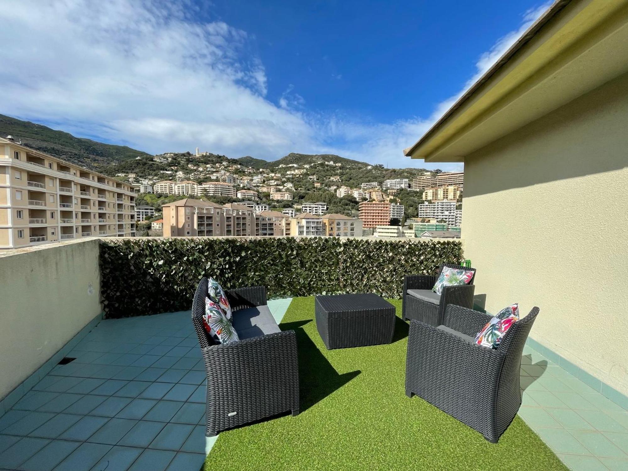 בסטיה Grand T2 Proche Centre Ville, Vue Mer Et Montagne מראה חיצוני תמונה